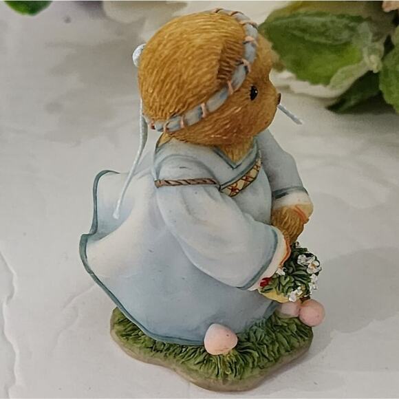 Cherished Teddies - "Maid Marian" with basket of flowers Figurine Avon exclusive - Picture 3 of 5
